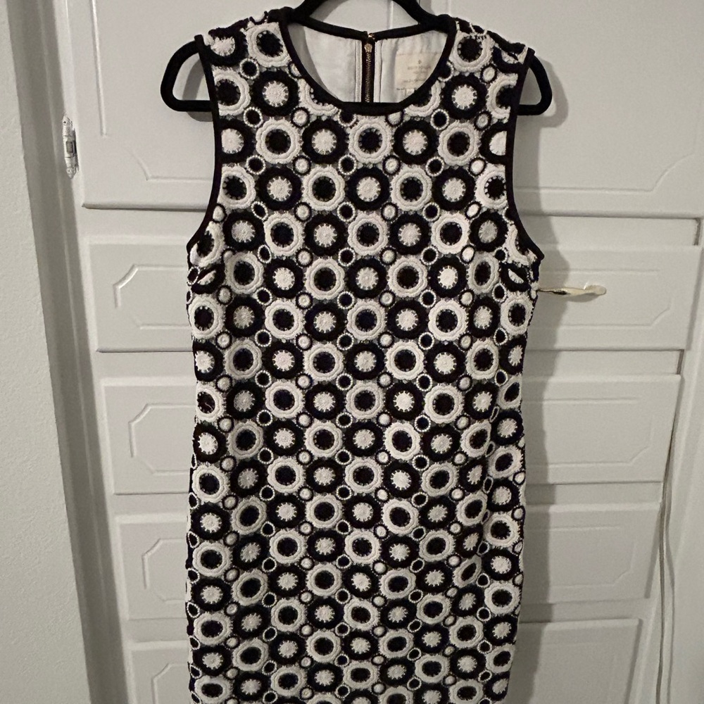 Guipure Shift Lace Dress Elegant Black and White Patterned Dress
